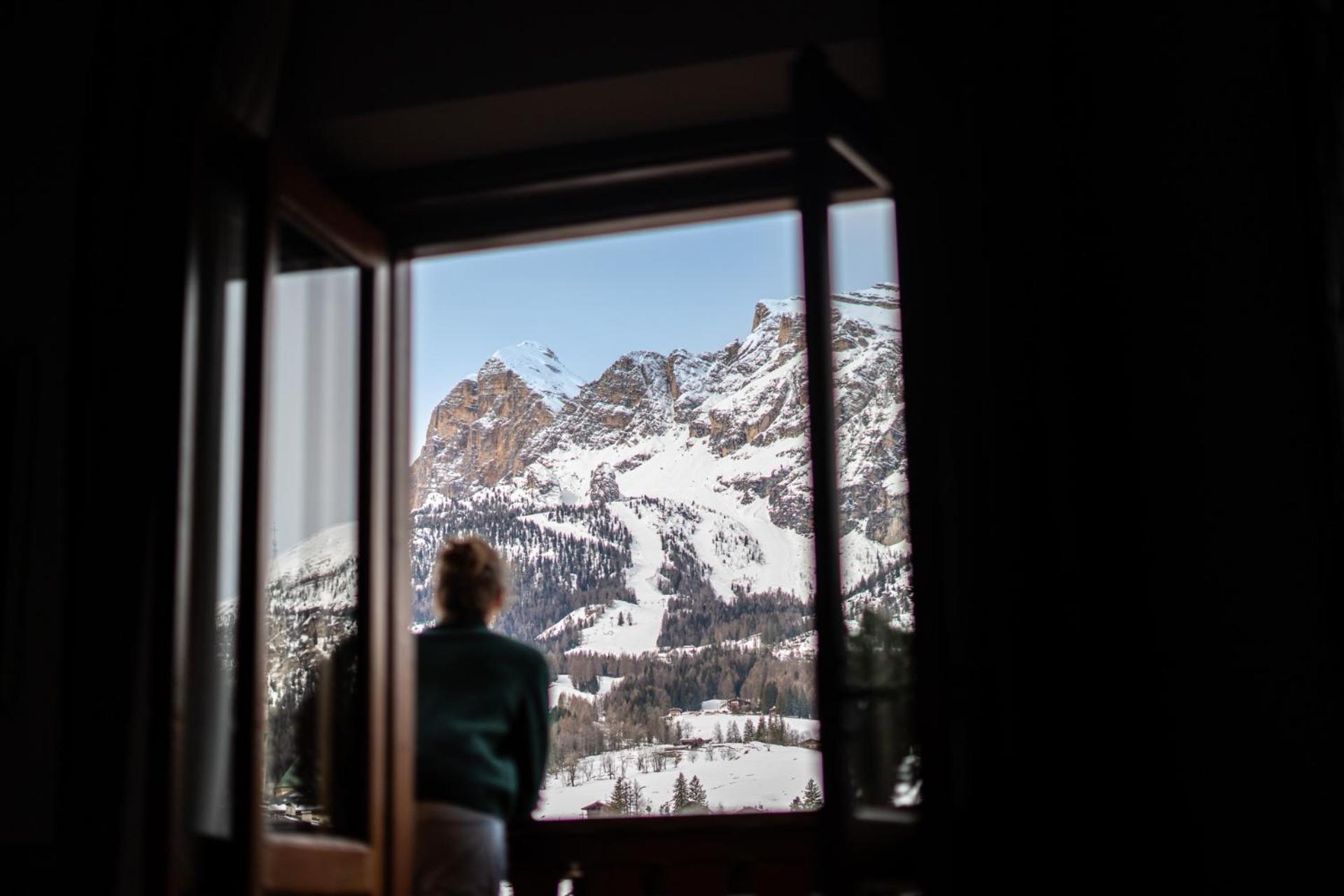 Hotel Panda Cortina- Ricarica Auto Elettriche Cortina d'Ampezzo Ngoại thất bức ảnh